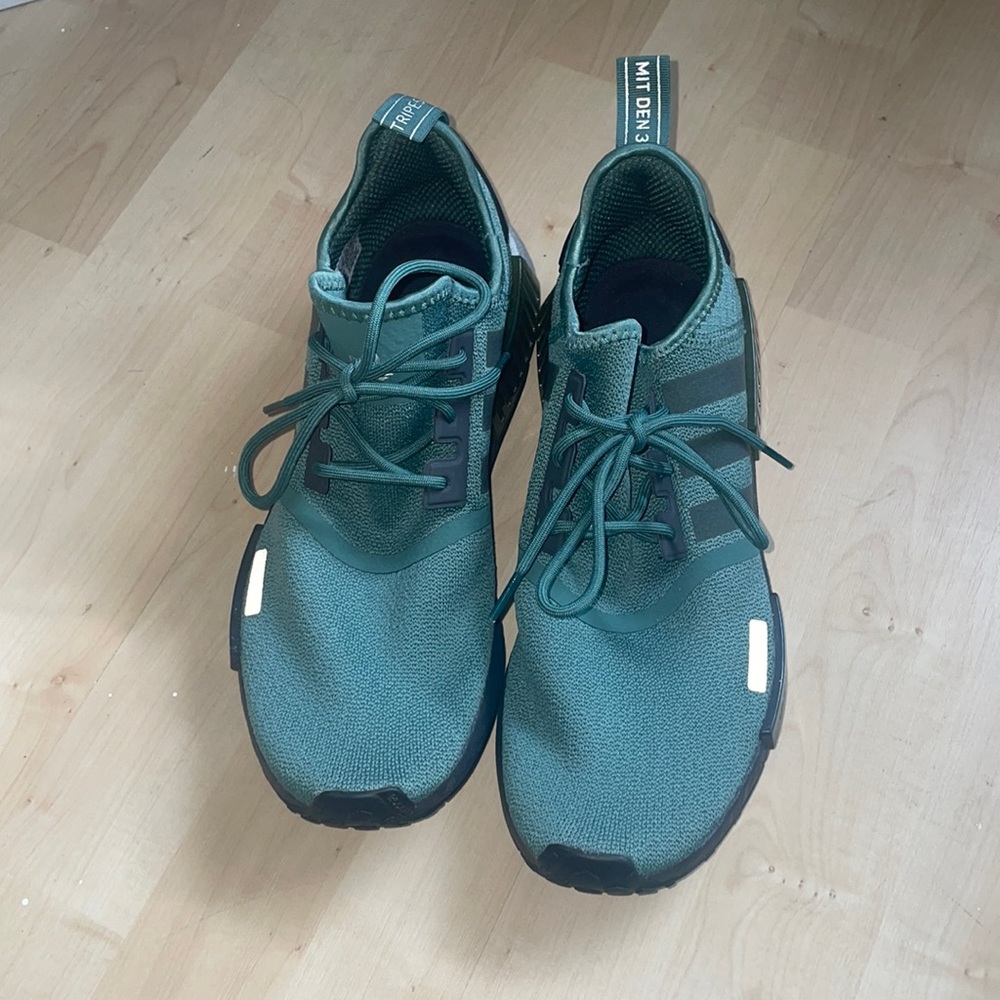 ADIDAS NMD R1 Sneaker Green/Silver/black